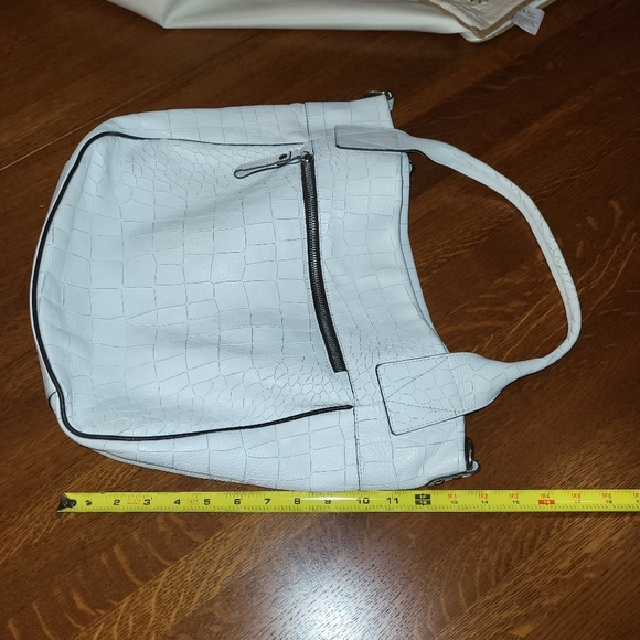 Perfect summer purse! Claudia Firenze large white leather bag! - Picture 2 of 7